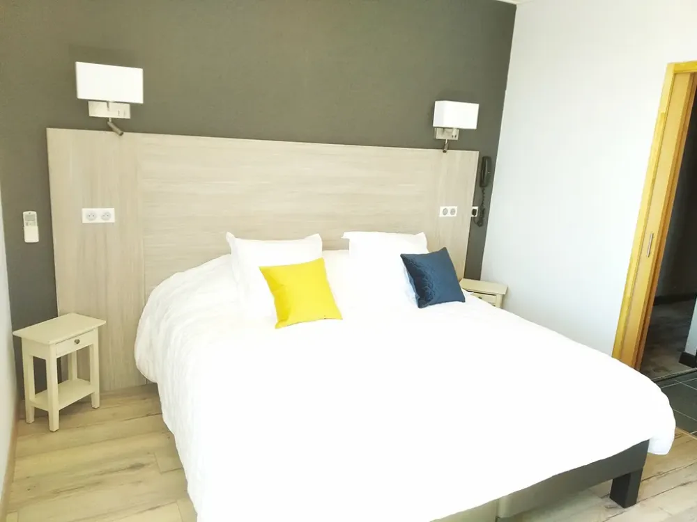 les-balcons-de-l-esperance-hotel (1)